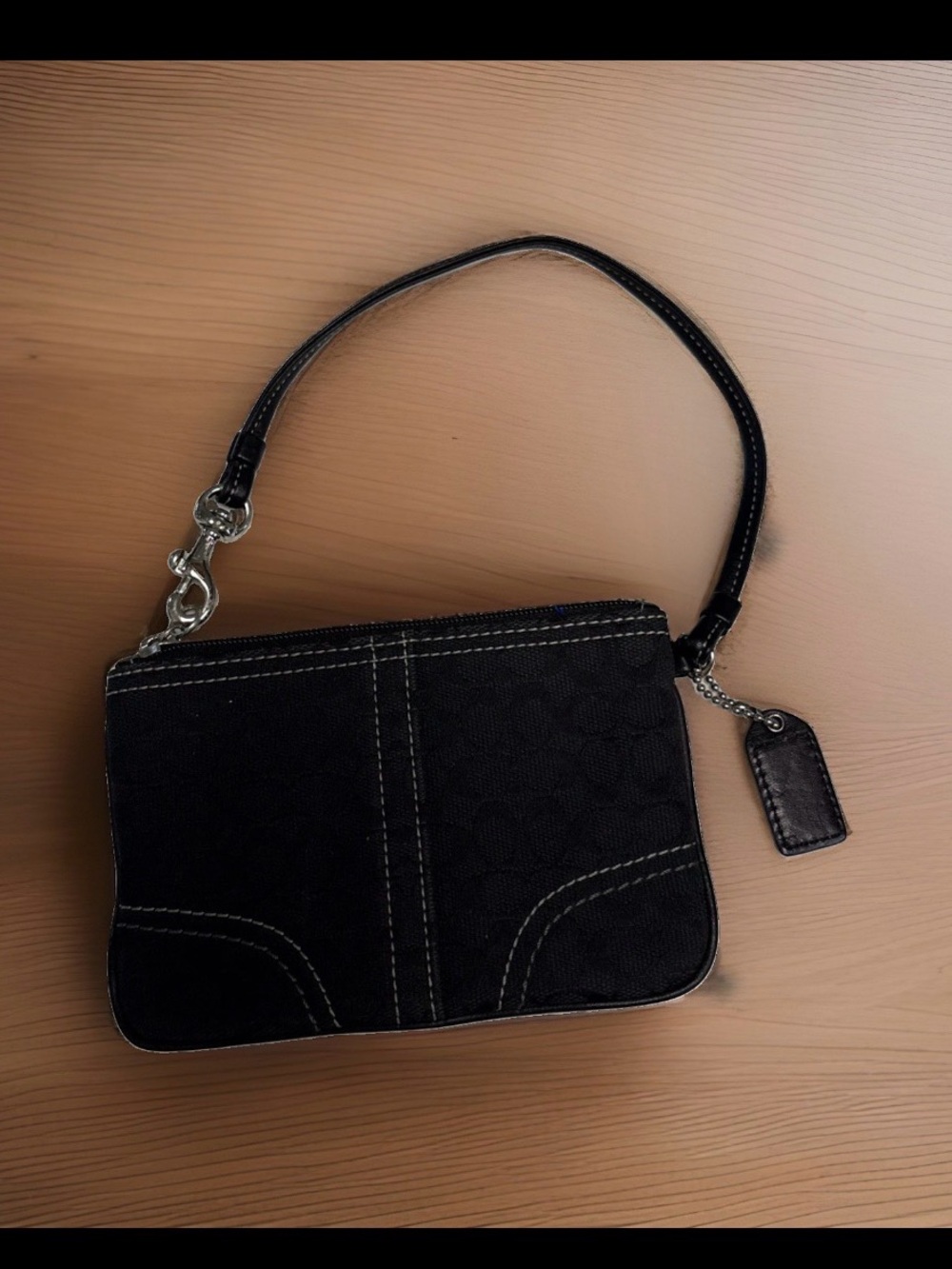 Coach Black Wristlet Clutch with Contrast Stitching - Picture 2 of 16